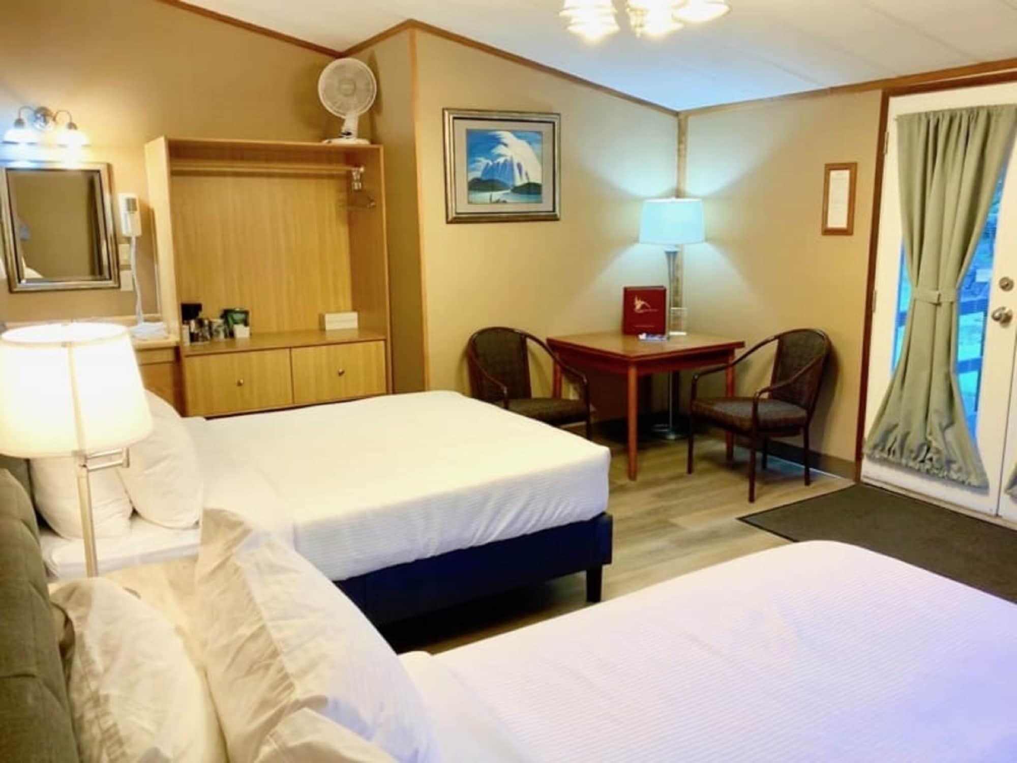 Sunwapta Falls Rocky Mountain Lodge Τζάσπερ Εξωτερικό φωτογραφία