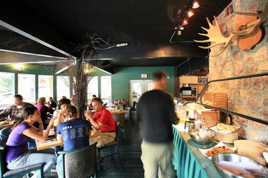 Sunwapta Falls Rocky Mountain Lodge Τζάσπερ Εξωτερικό φωτογραφία