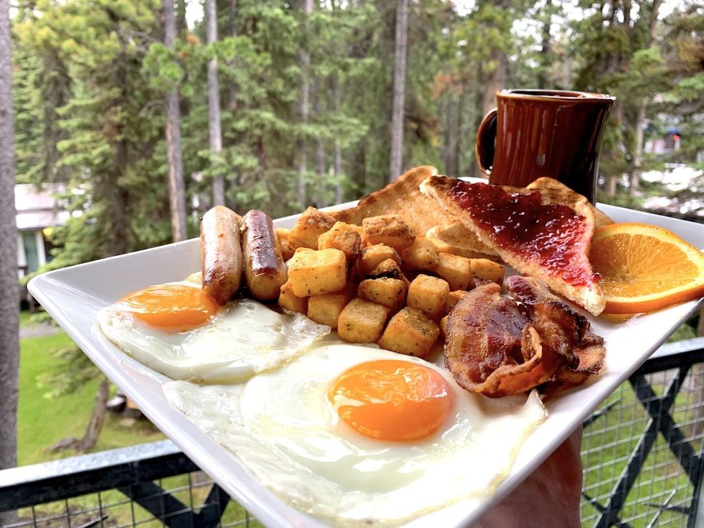 Sunwapta Falls Rocky Mountain Lodge Τζάσπερ Εξωτερικό φωτογραφία