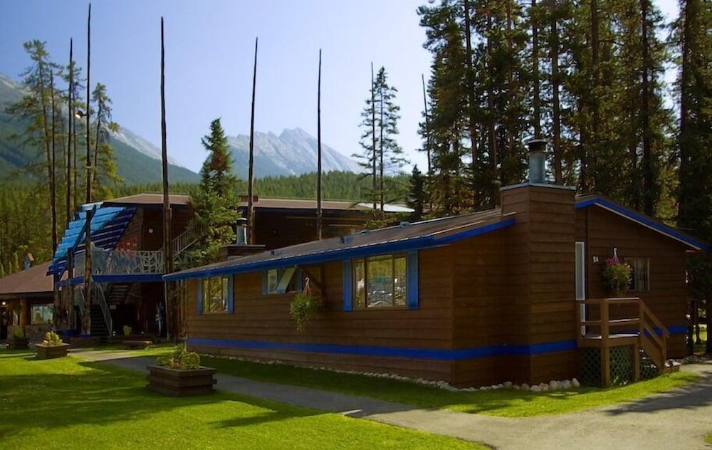 Sunwapta Falls Rocky Mountain Lodge Τζάσπερ Εξωτερικό φωτογραφία